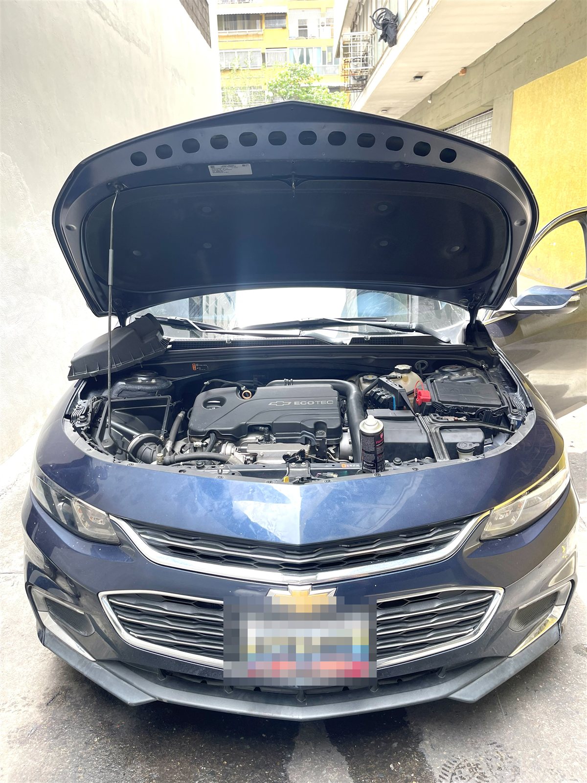 Reparación de caja automática de un Chevrolet Malibu en el taller Chaguacars Express, El Marqués, Caracas